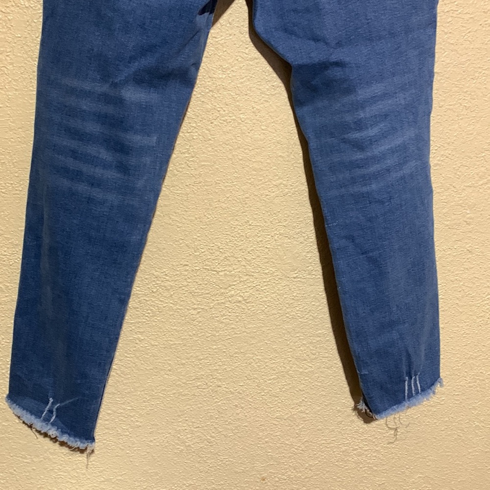 Simple Society Jeans Med Wash Ripped Skinny Ankle Cropped Junior Size 11/30 - Picture 10 of 15